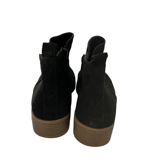 Black Ankle Booties Faux Leather Suede Round Toe Zip Time & Tru 9 Wide - Picture 3 of 6